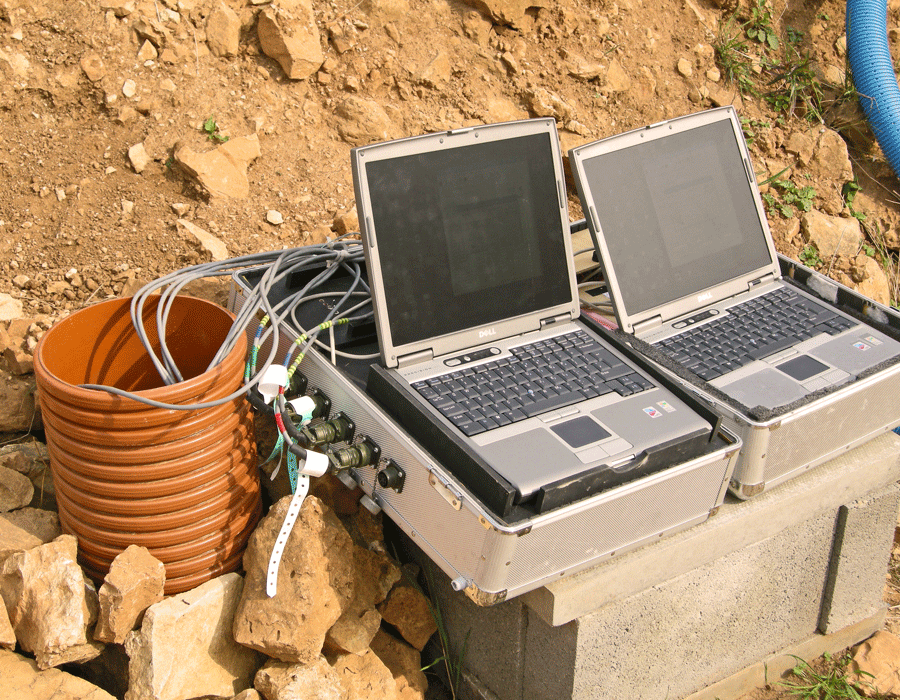 Borehole monitoring system